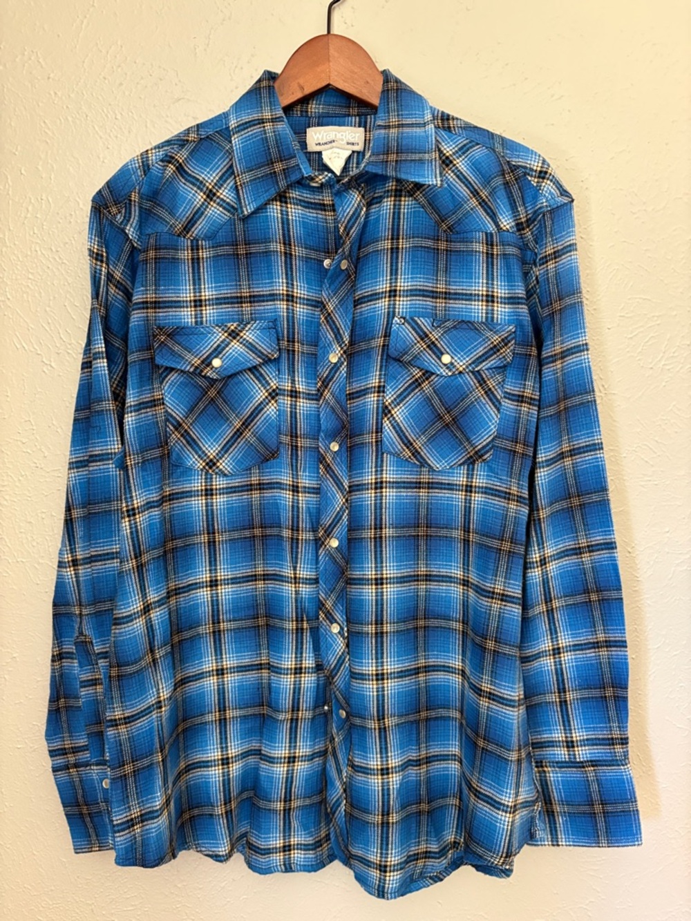 Wrangler Blue Plaid Western Shirt with Black & White Accents